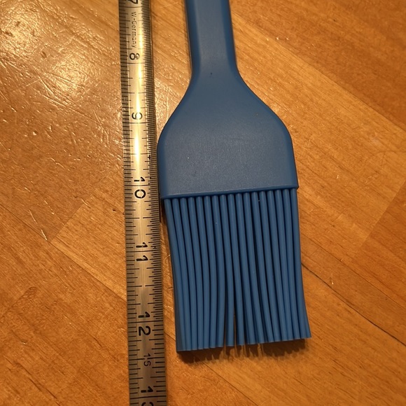 ThermoWorks Hi-temp Silicone Brush - Picture 3 of 4
